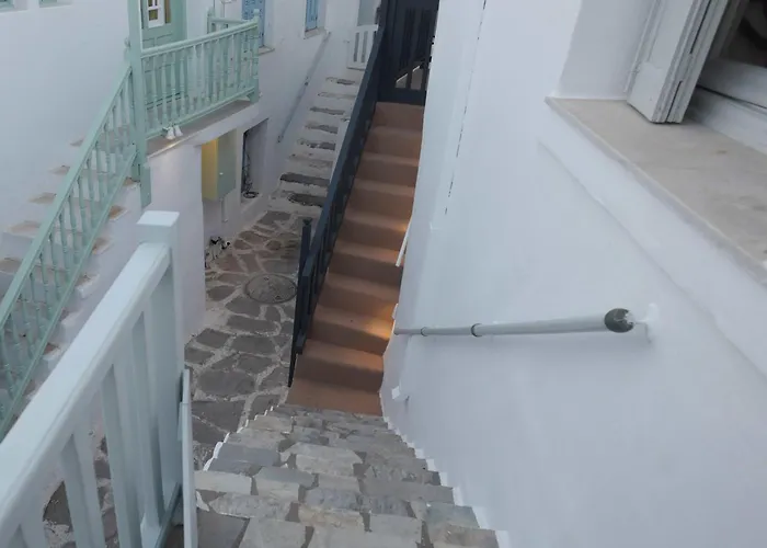 Summer Addicts Home, For The Young At Heart! *