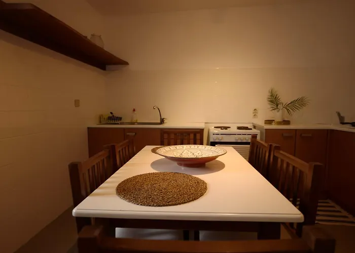 Summer Addicts Home, For The Young At Heart! Casa vacanze Naoussa